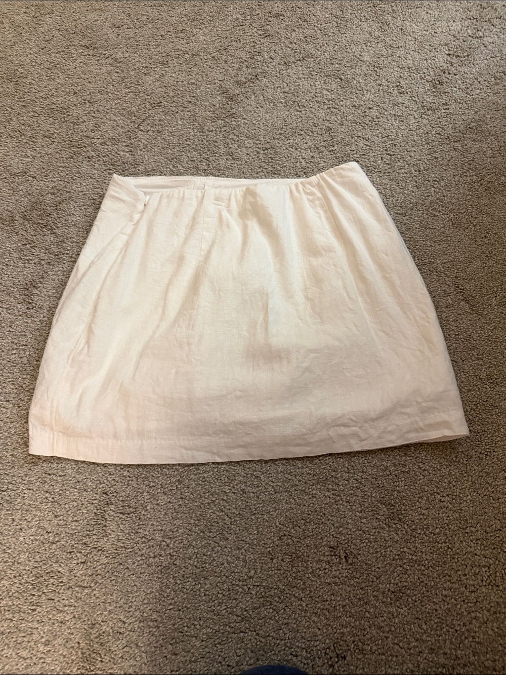 Abercrombie & Fitch Cream Mini Skirt